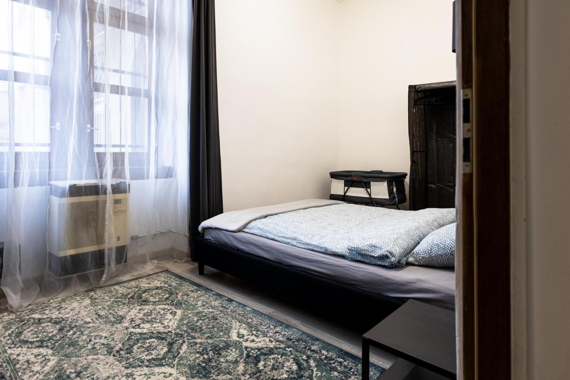 Apartamento Devai With Free Netflix Near The Westend City Center